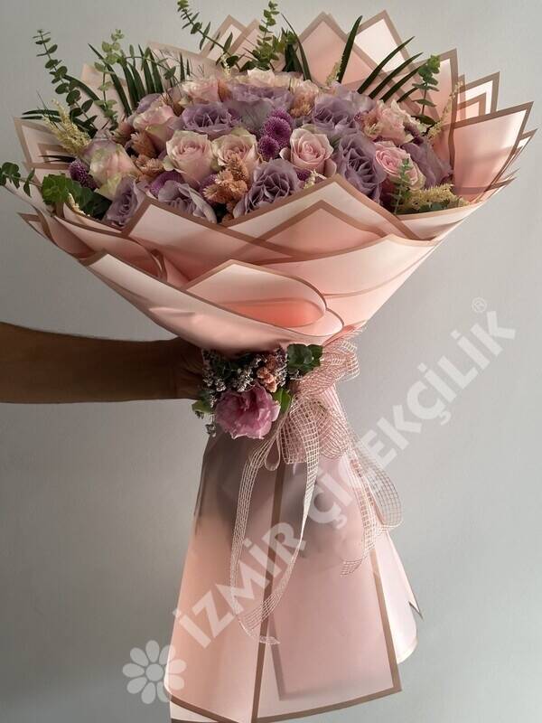 İthal Gül ve Bunny Tail Buketi - 3