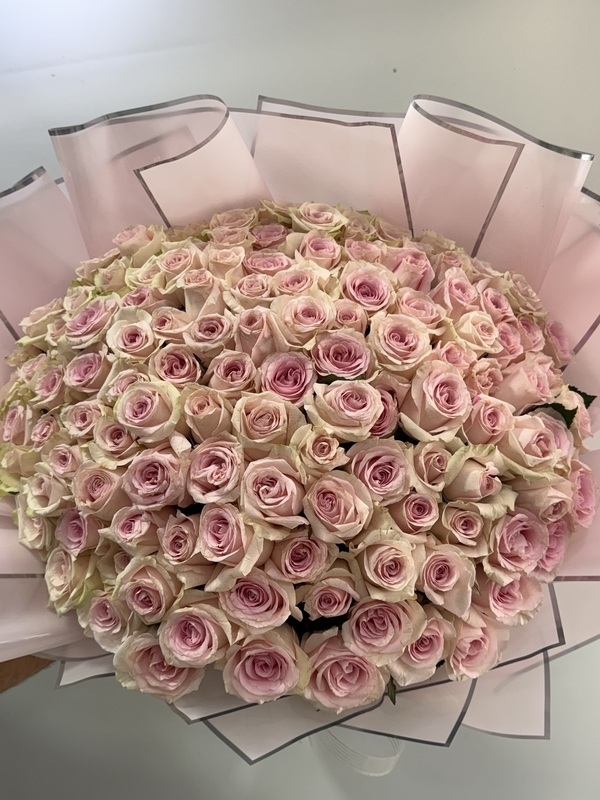 100 İthal Pembe Gül Buketi