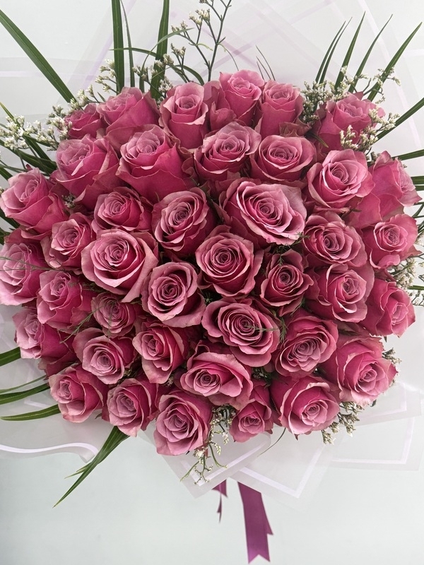30 Pembe Gül Buketi Beyaz Ambalajlı