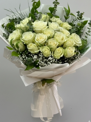 20 İthal Beyaz Gül Buketi